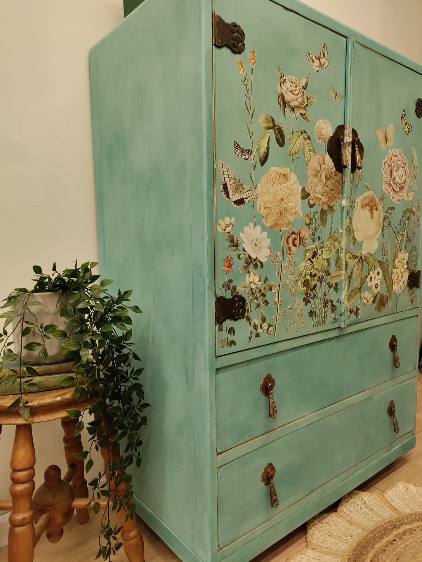 Floral blue linen cupboard