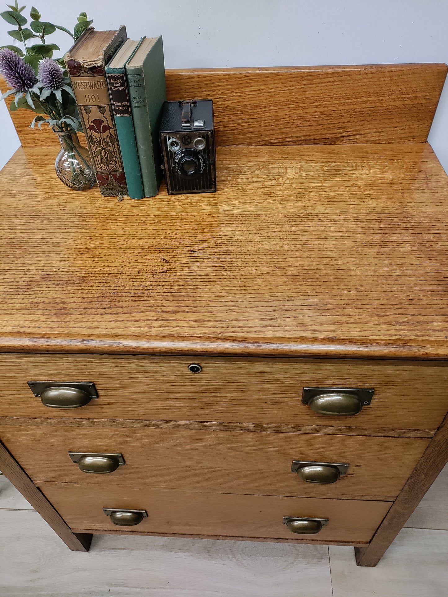 Vintage solid chest of Drawers