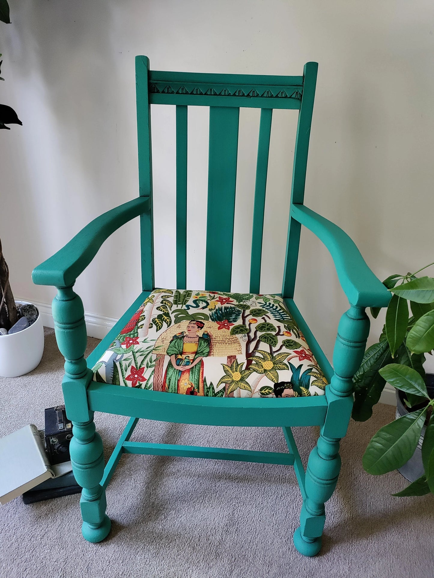 Frida Kahlo Carver Chair