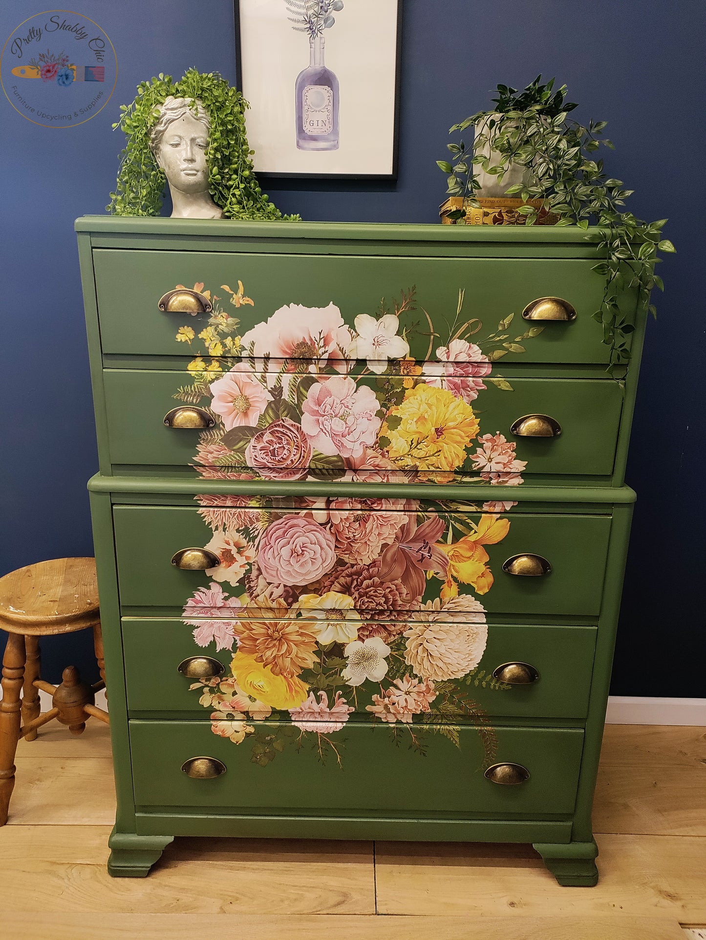 Green lebus floral chest