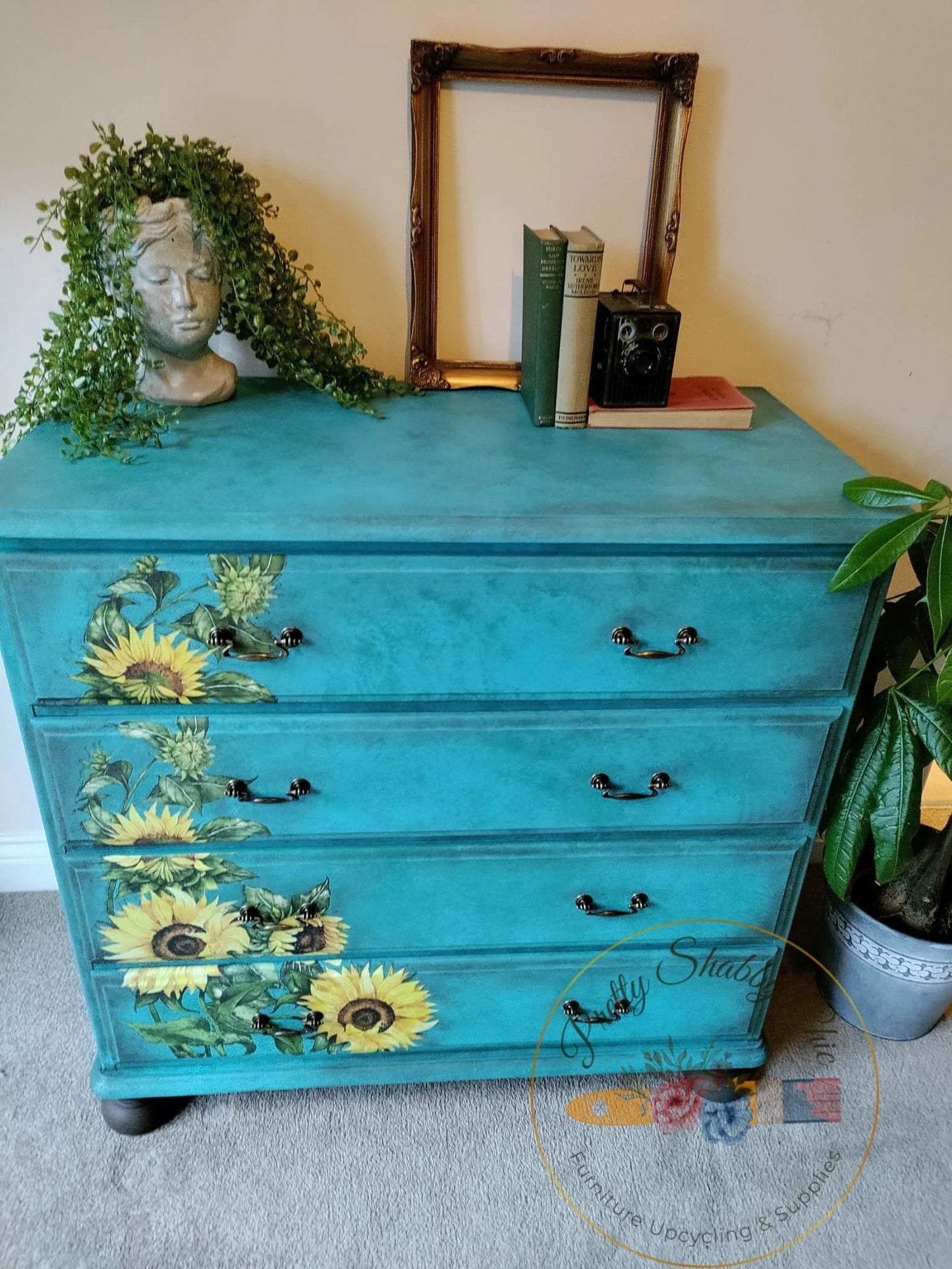 Sunflower Drawers